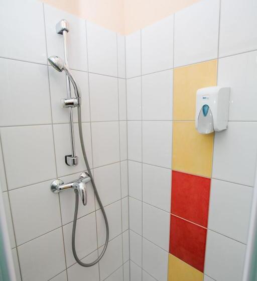 اتاق استاندارد سه نفره, Penzion Hviezda