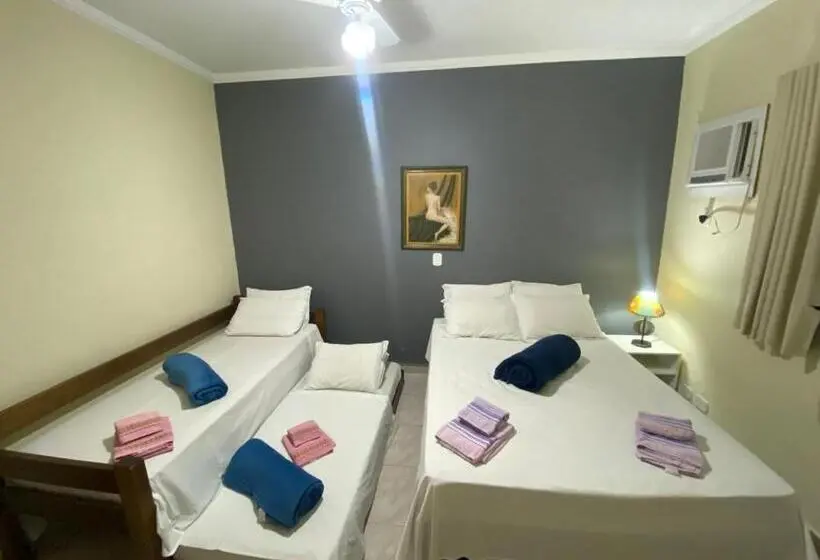 スタンダード４人部屋, Pousada Golden House   Próxima Ao Thermas No Centro De Aguas