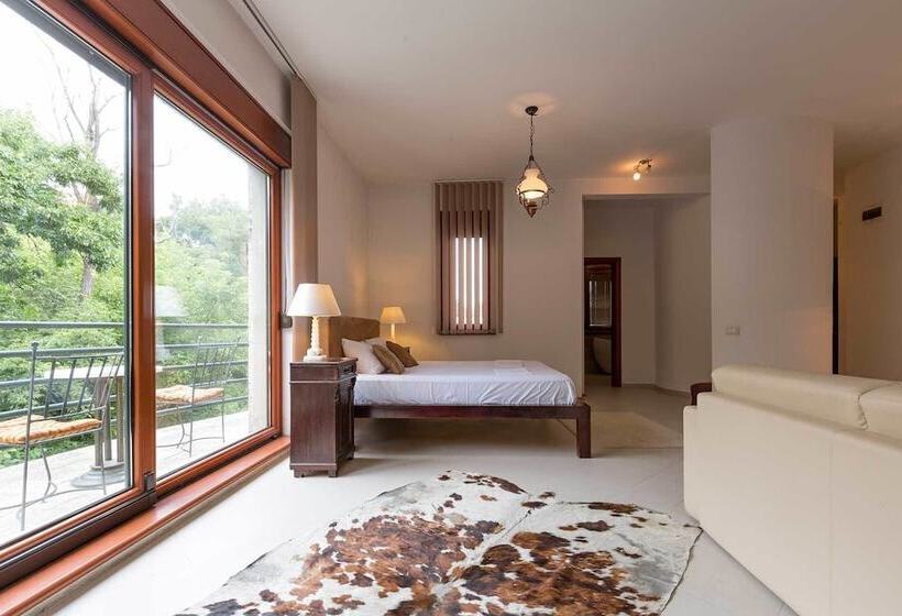 آپارتمان لوکس 1 خوابه, The Belgrade Hills Rooms And Suites