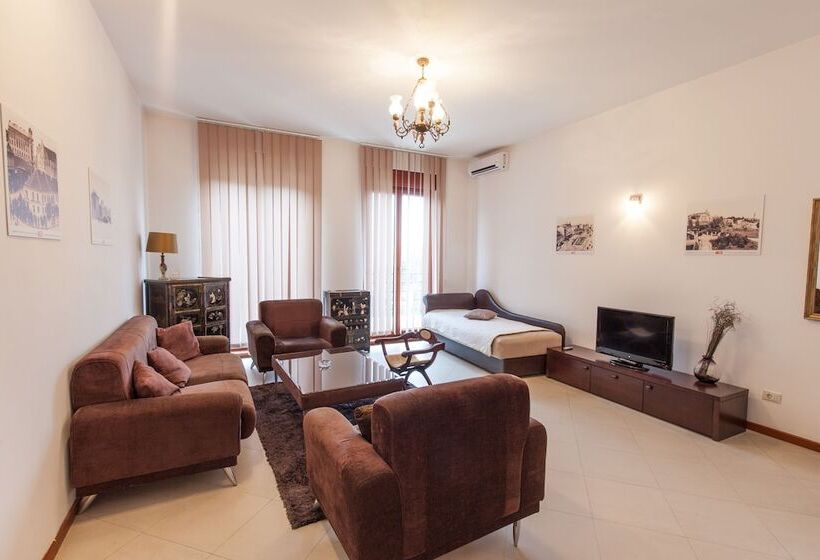 Suite with Terrace, The Belgrade Hills Rooms And Suites