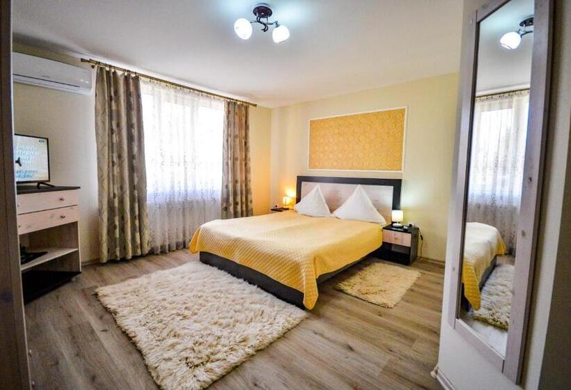 غرفة قياسية, Pensiunea Caro