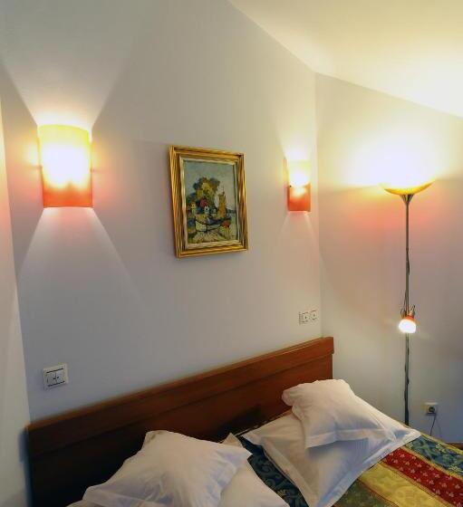 סוויטה, Rapsodia Pension