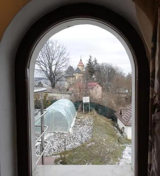 スイート, Rapsodia Pension