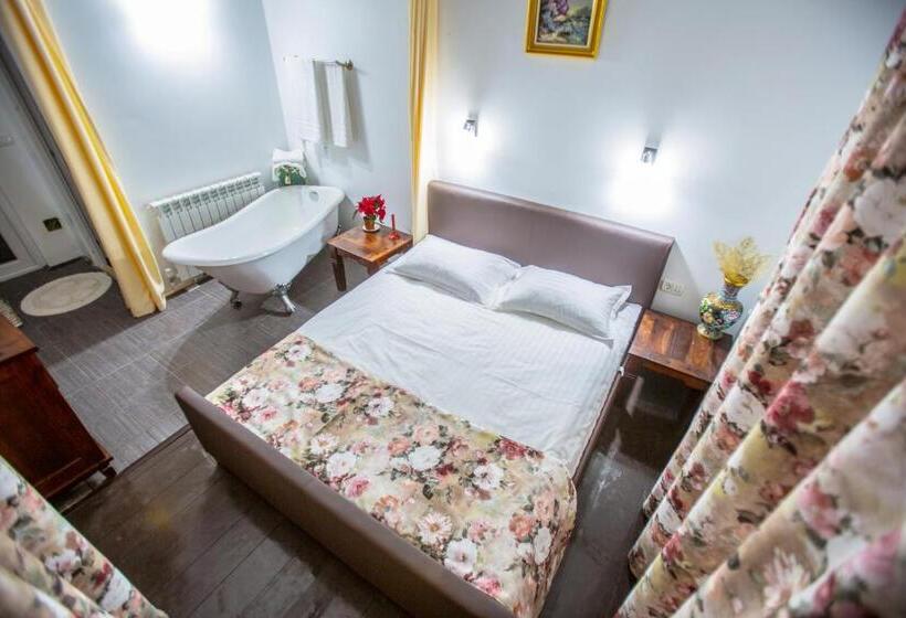 Номер Deluxe Кровать Кинг, Rapsodia Pension