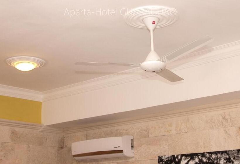استودیوی استاندارد, Apartahotel Guaraguao