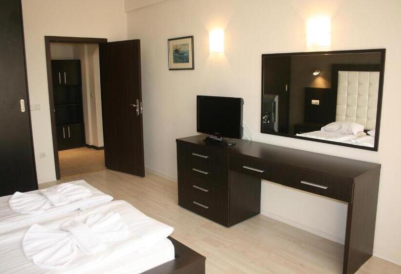 جناح مزوَّد بشرفة, Aparthotel Vris