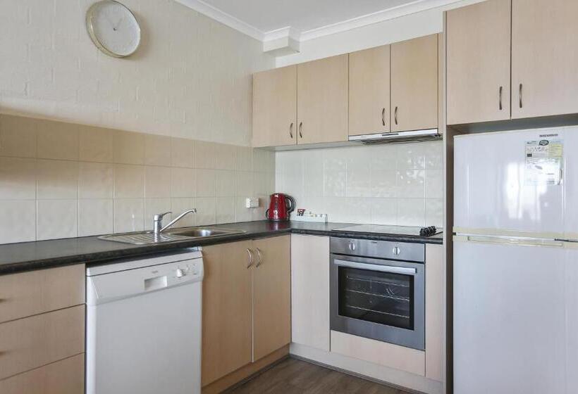 침실 2개 아파트, Crown Apartments