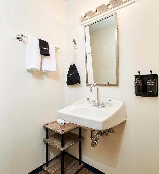 חדר דחוקס עם מיטת קינג, Greenporter