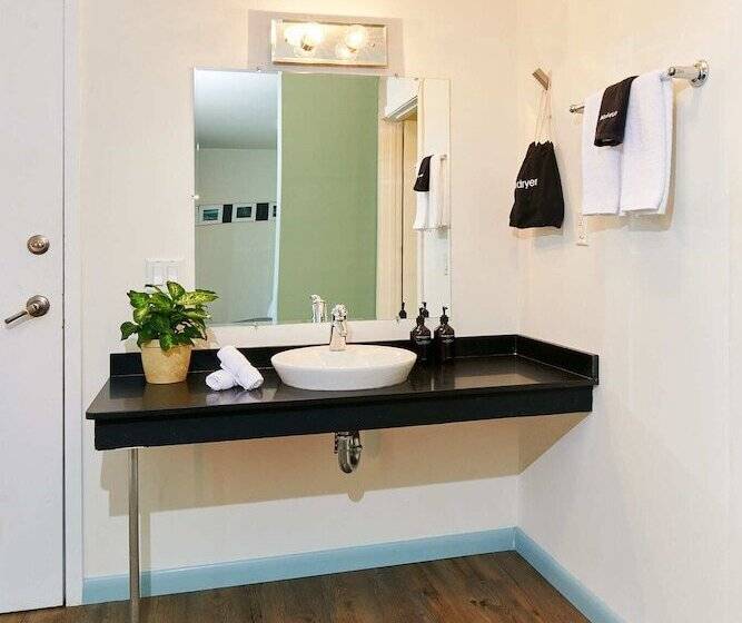 חדר דלוקס, Greenporter