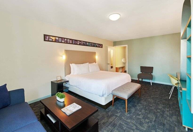 חדר דלוקס, Greenporter