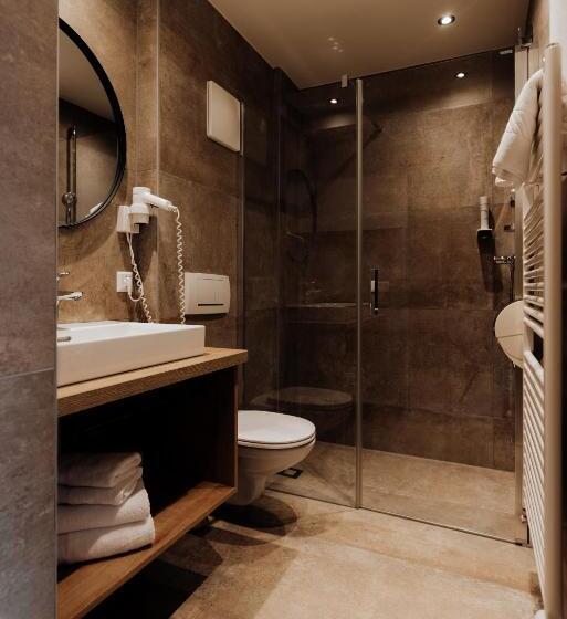 חדר סטנדרט עם מרפסת, Forstauerwirt Hotel & Restaurant