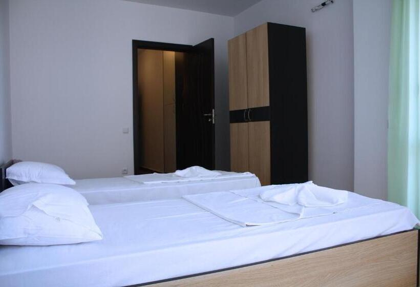 דירה בת חדר שינה 1 עם מרפסת, Guest House Ask