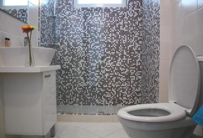 דירה בת חדר שינה 1 עם מרפסת, Guest House Ask