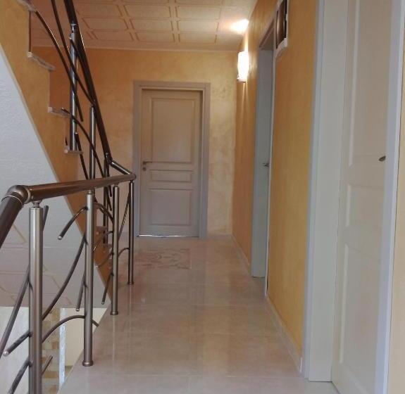 استودیوی استاندارد با چشم‌انداز دریا, Morska Zvezda Guest House