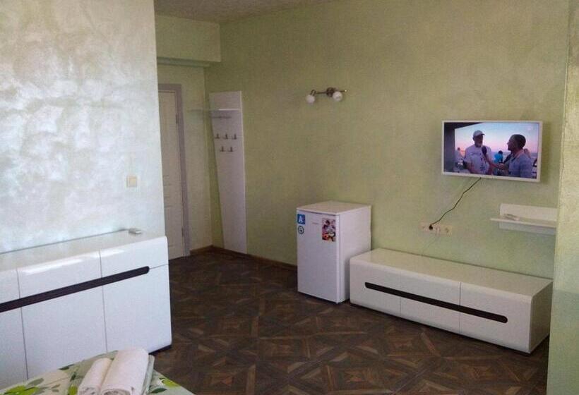 اتاق لوکس با چشم‌انداز دریا, Morska Zvezda Guest House