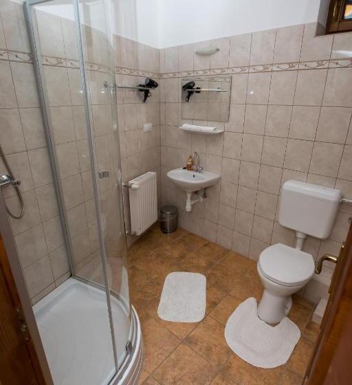 חדר סטנדרט נוף לגינה, Paulay Borház és Vendégház