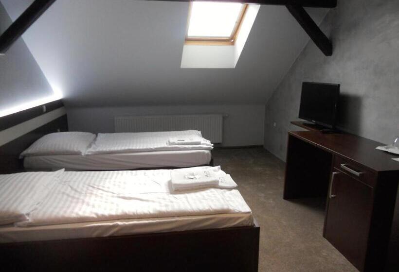 スタンダードルーム, Penzion U Trávníčka