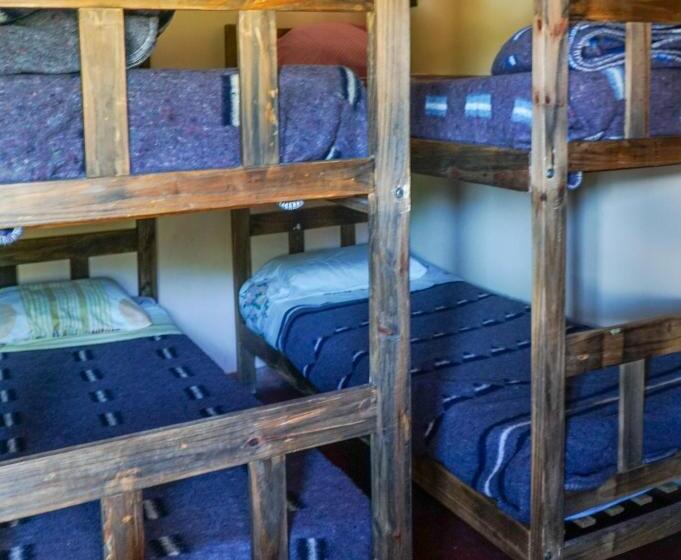 Кровать в Общей Комнате, Tilcara Mistica Hostel
