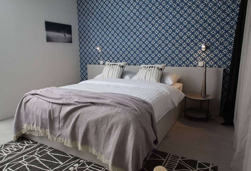 اتاق استاندارد, Cubis