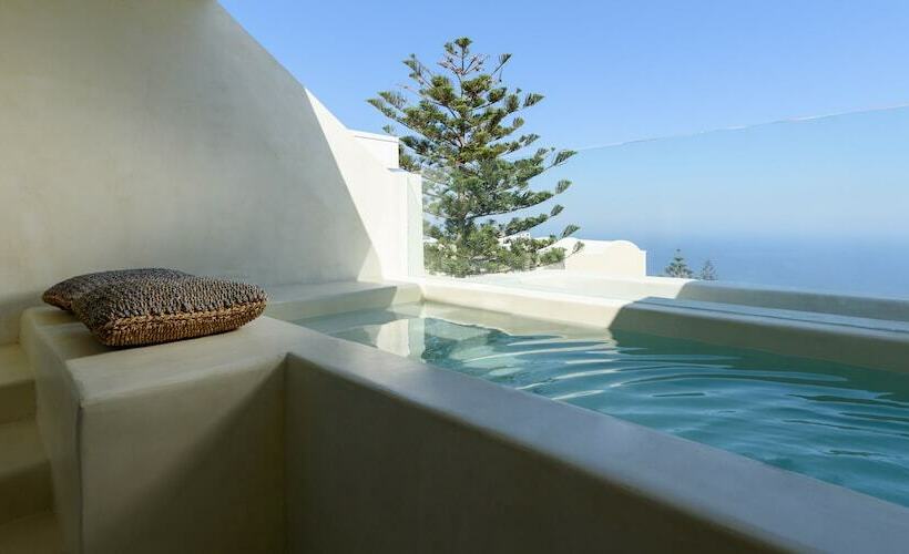 جناح ديلوكس مطل على البحر, Divelia East