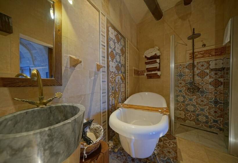 اتاق استاندارد, Eyes Of Cappadocia Cave