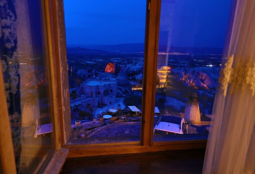 سوییت لوکس, Eyes Of Cappadocia Cave