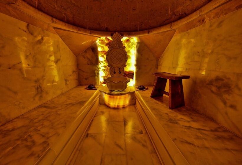 سوییت لوکس, Eyes Of Cappadocia Cave