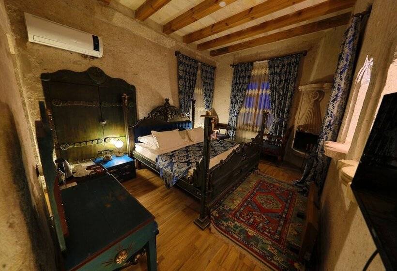 سوییت لوکس, Eyes Of Cappadocia Cave