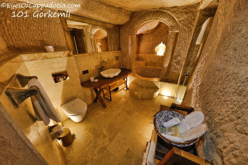 سوییت جونیور, Eyes Of Cappadocia Cave