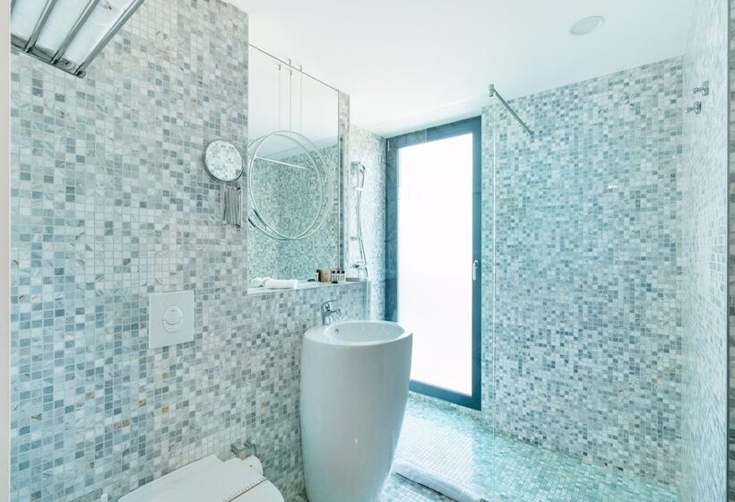 اتاق لوکس با بالکن, Filitti Boutique