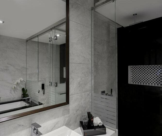 Номер Superior Кровать Кинг, Renaissance Business Bay Hotel, Dubai