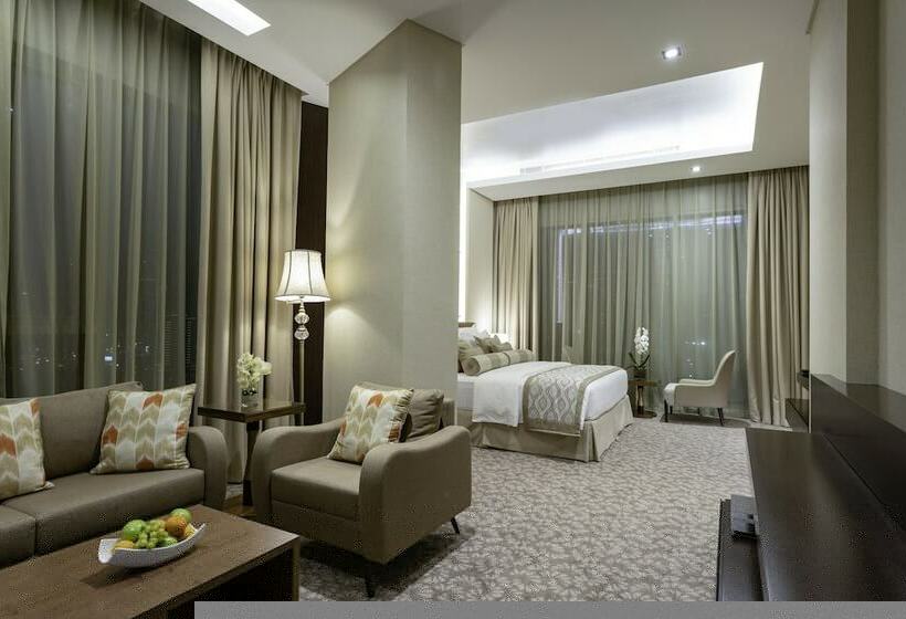Полулюкс, Renaissance Business Bay Hotel, Dubai