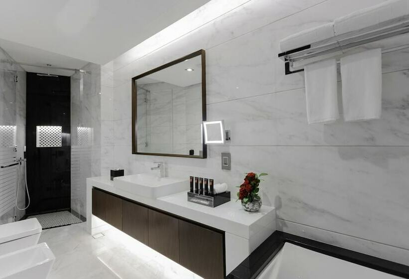 小型套房, Renaissance Business Bay Hotel, Dubai