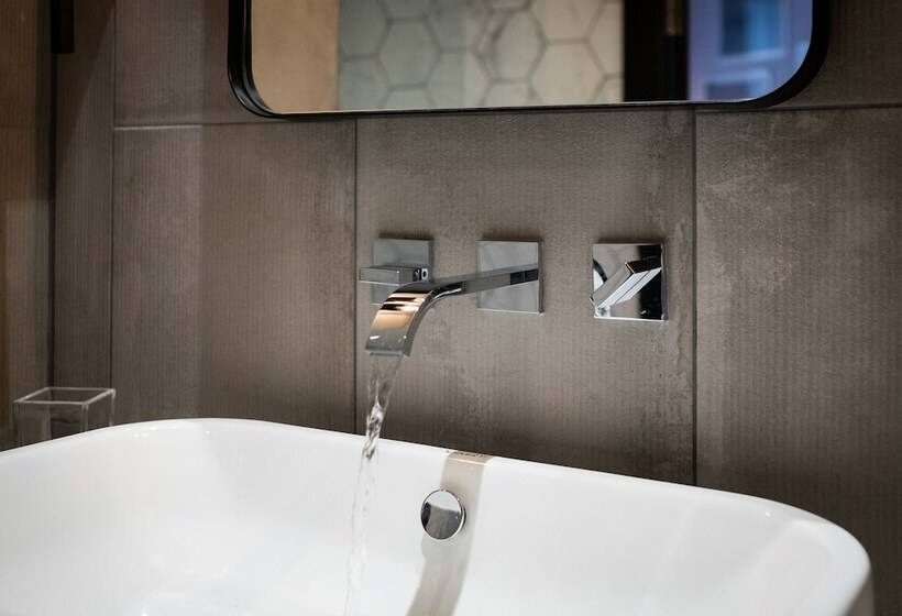 Номер Стандарт, Indigo Manchester   Victoria Station, An Ihg