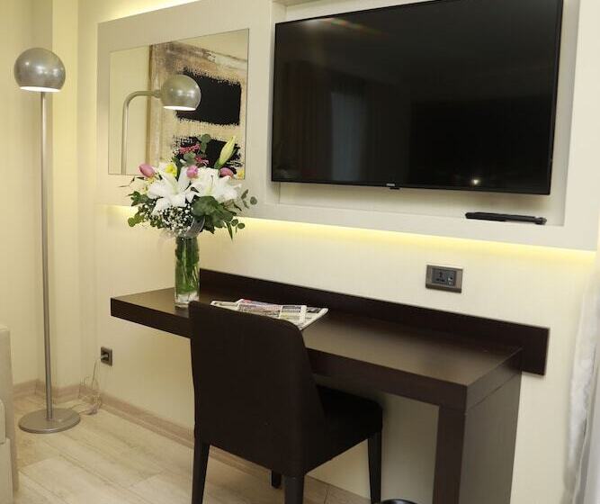 غرفة ديلوكس فردية, Milord