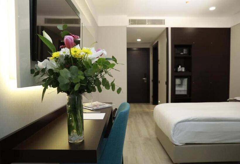 غرفة ديلوكس فردية, Milord