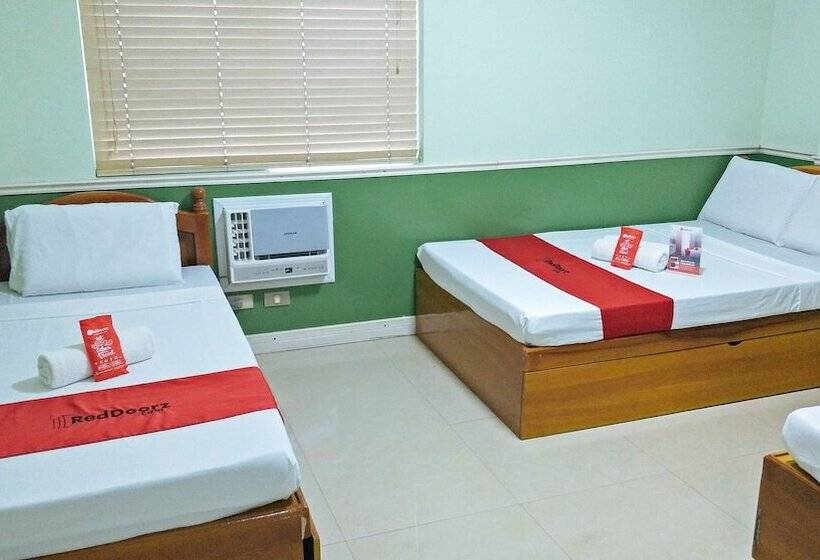 Quarto Familiar, Reddoorz @ Bonifacio St Cebu