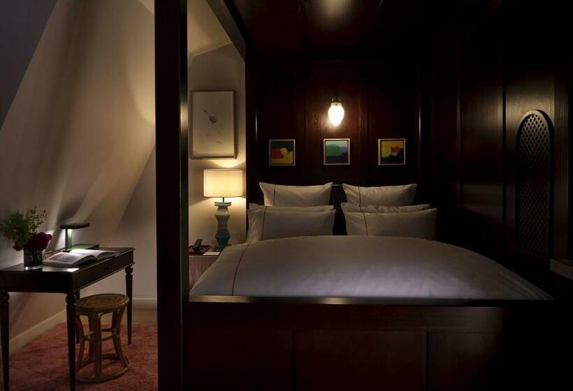 クラシックルーム, Sinner Paris