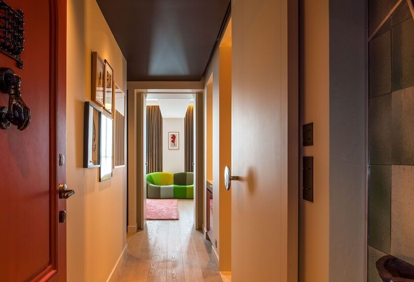 エクゼクティブルーム, Sinner Paris