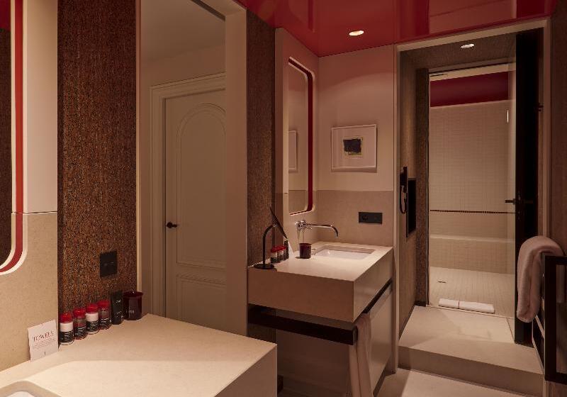 クラシックルーム, Sinner Paris