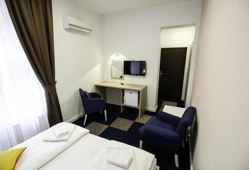 اتاق استاندارد, Story