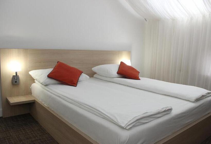 آپارتمان کامفورت 2 خوابه, Story