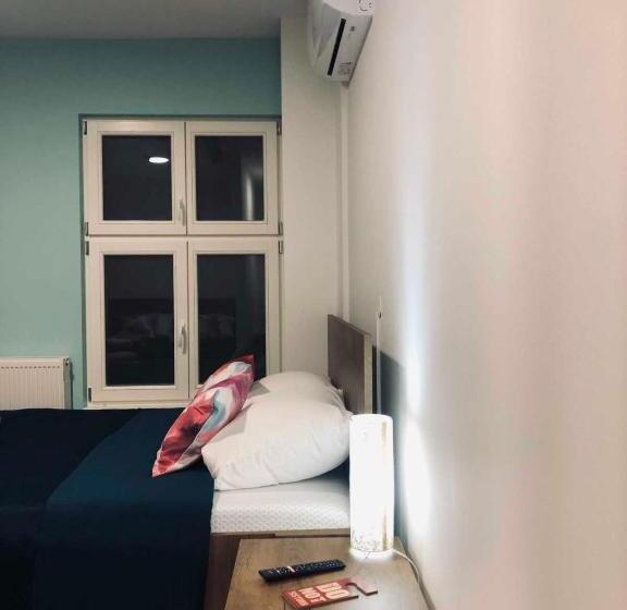 آپارتمان 1 خوابه همکف, Story