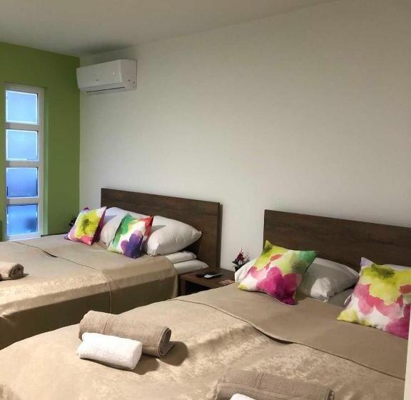 استودیوی استاندارد, Story