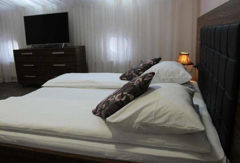 اتاق استاندارد, Story