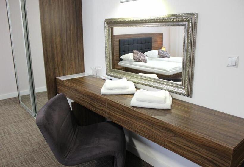 اتاق استاندارد, Story