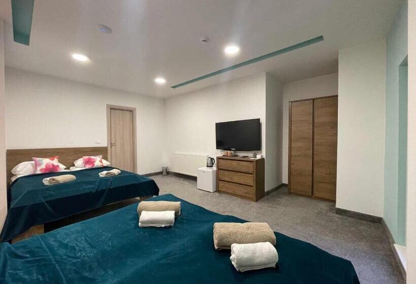 آپارتمان 1 خوابه همکف, Story