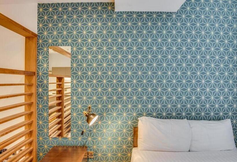 استودیوی لوکس, Terlon Apartments