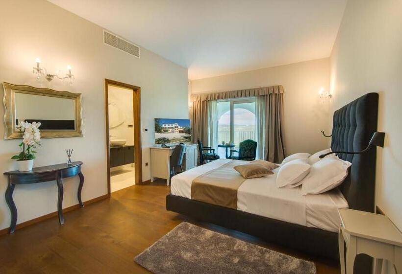 小型套房带阳台, Wine Residence Cattunar