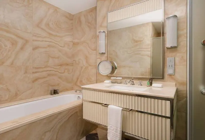 سوییت جونیور, Lotte Hotel Samara